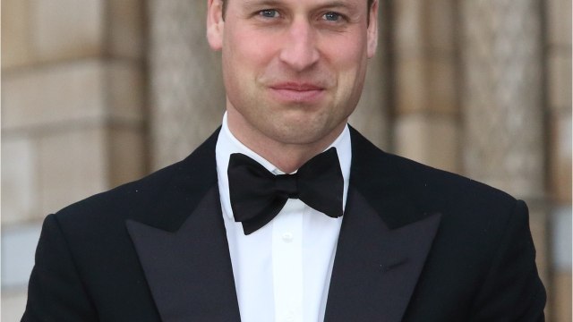 FEMME ACTUELLE - Le prince William infidèle : quand sa prétendue maîtresse Rose Hanbury posait en bikini rose au côté du Premier ministre