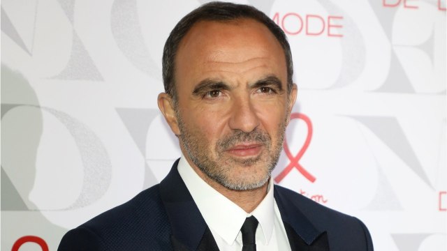 FEMME ACTUELLE - Nikos Aliagas rend un hommage bouleversant à son père décédé il y a deux ans