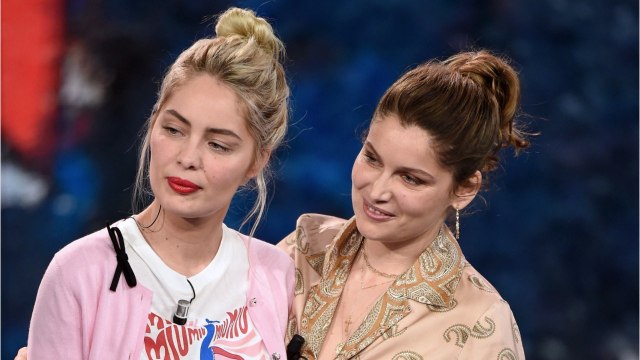FEMME ACTUELLE - Laetitia Casta pose avec sa soeur Marie-Ange, qui est son sosie !