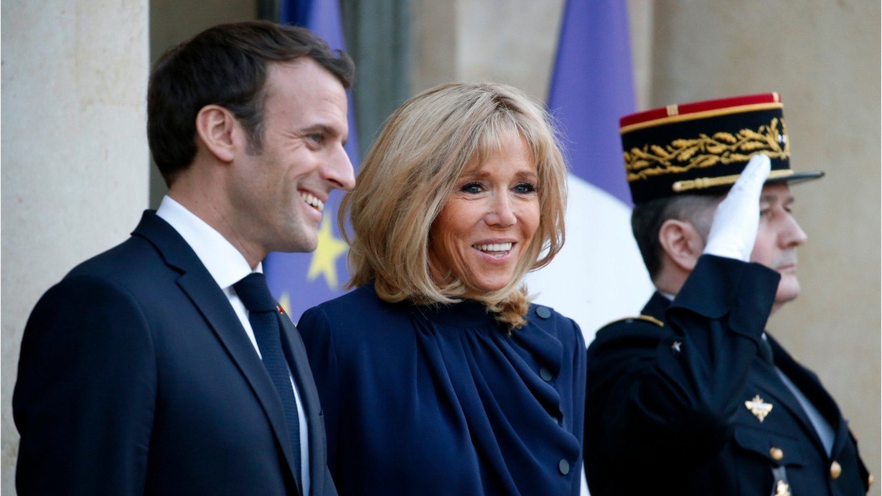 FEMME ACTUELLE – Brigitte Macron : l'étonnant copier-coller entre ses deux mariages