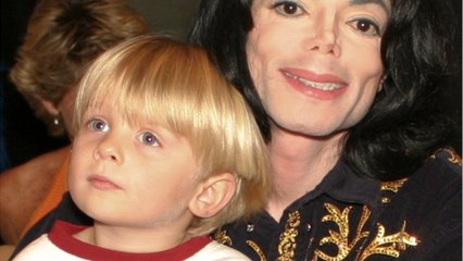 FEMME ACTUELLE - Michael Jackson : pour un sportif célèbre, "laisser traîner" un enfant avec lui était déconseillé