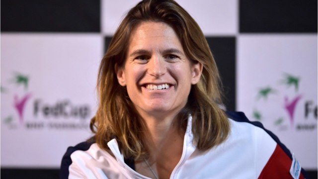 FEMME ACTUELLE - Amélie Mauresmo dévoile sa méthode insolite pour préparer le marathon grâce à sa fille