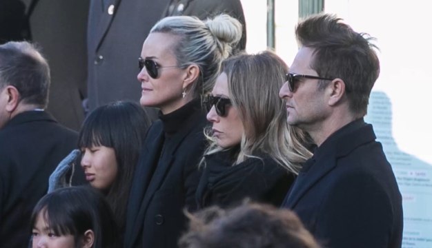 FEMME ACTUELLE - Mort de Johnny Hallyday : David et Laura déshérités pour avoir refusé qu'il adopte un troisième enfant avec Laeticia ?