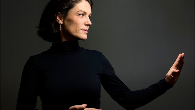 FEMME ACTUELLE - Gilets jaunes : la polémique sur le salaire hallucinant de Chantal Jouanno qui l'a fait renoncer au pilotage du grand débat national