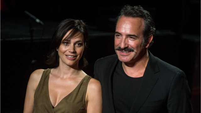 FEMME ACTUELLE - Nathalie Péchalat très gênée de parler de Jean Dujardin face à Michel Drucker