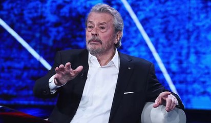 FEMME ACTUELLE - Alain Delon : "Une gifle, c'est machiste ? Oui, j'ai dû être machiste"
