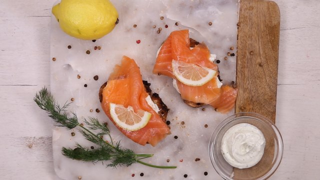CUISINE ACTUELLE - Tartine de saumon fumé