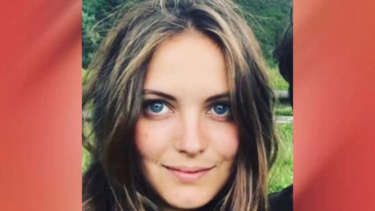 FEMME ACTUELLE - Nelly Auteuil, la fille de Daniel Auteuil et d'Emmanuelle Béart s'est mariée