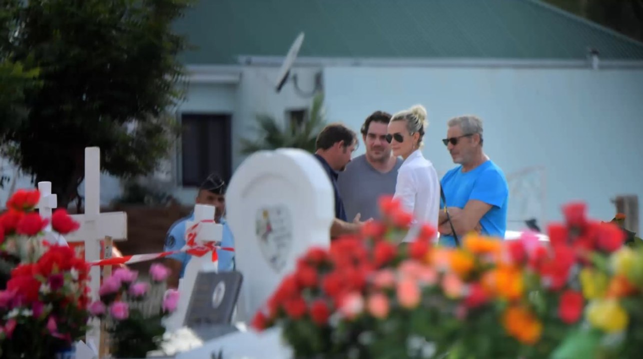 FEMME ACTUELLE - Laeticia Hallyday : sa fausse idylle avec Sébastien Farran démentie par un proche des Hallyday