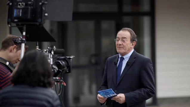 FEMME ACTUELLE - La petite phrase de Jean-Pierre Pernaut pour clôturer son dernier JT avant l'annonce de son cancer