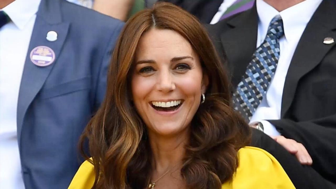 FEMME ACTUELLE - Comment Kate Middleton se distingue de Meghan Markle au mariage de son amie Sophie Carter