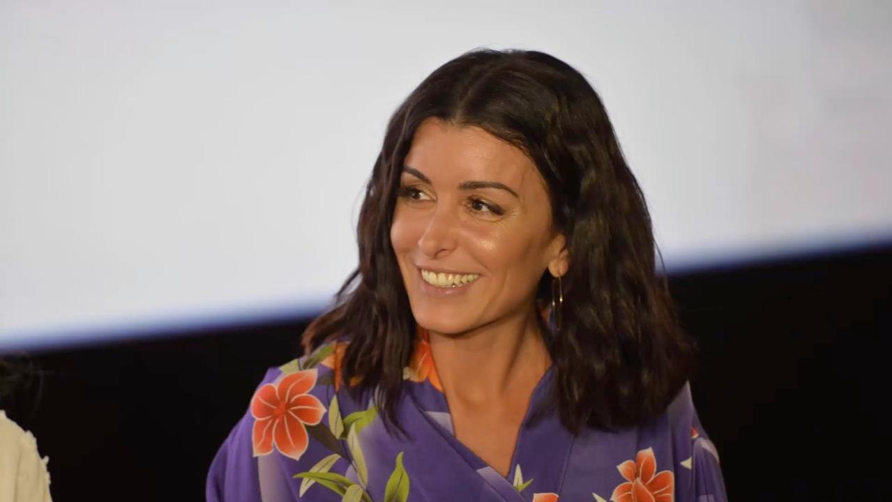 FEMME ACTUELLE - Jenifer rend hommage en musique à son oncle mort assassiné lors d'une fusillade