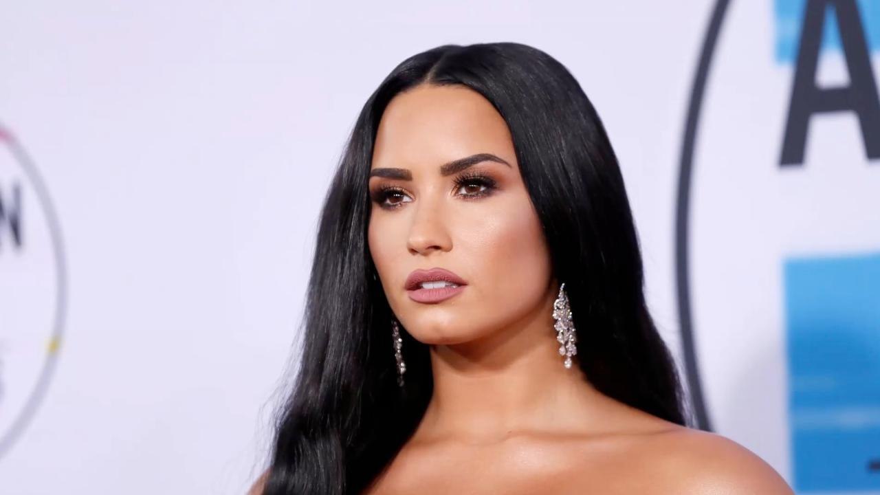 FEMME ACTUELLE - Demi Lovato victime d'une overdose d'héroïne : la descente aux enfers d'un pur produit Disney