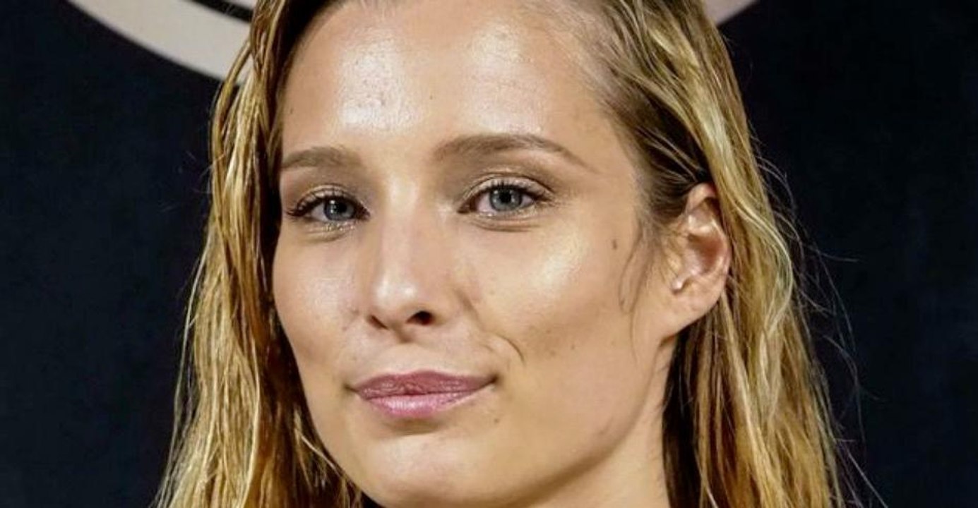 FEMME ACTUELLE - Ilona Smet, amoureuse en vacances avec son petit ami