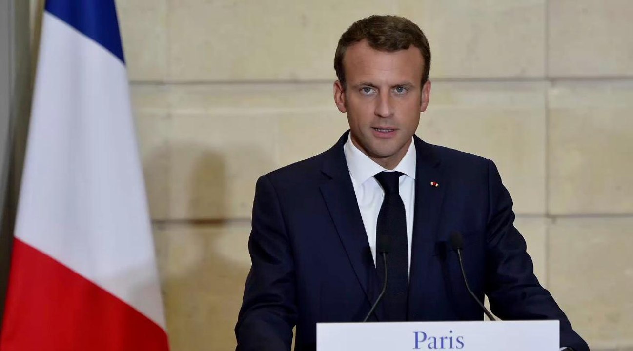FEMME ACTUELLE - Emmanuel Macron recadre sèchem...