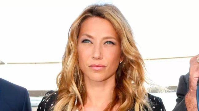 FEMME ACTUELLE - Laura Smet donne sa première interview depuis la mort de son père Johnny Hallyday