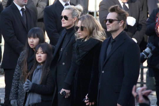 FEMME ACTUELLE - Héritage de Johnny Hallyday : David et Laura savaient affirme l'avocat de Laeticia