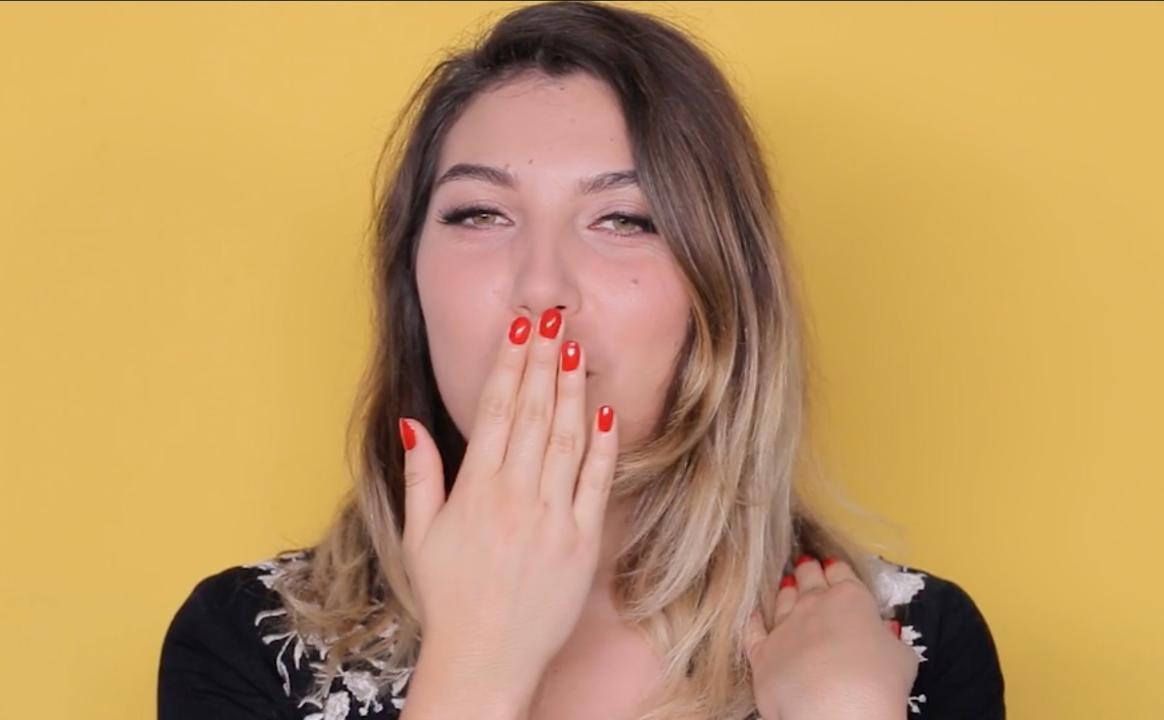 Geste ongles - comment bien appliquer son vernis