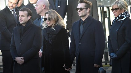 FEMME ACTUELLE - Mort de Johnny Hallyday : comment le couple Macron a convaincu David et Laura d’assister à l’hommage