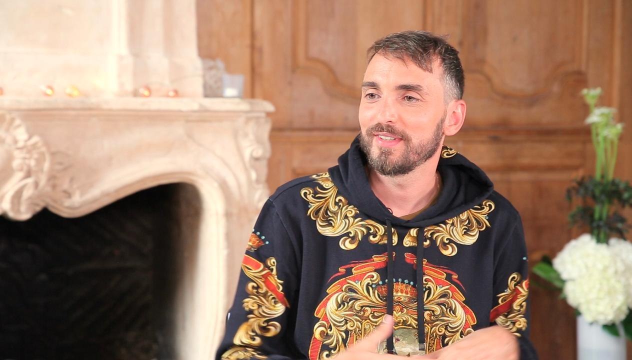 FEMME ACTUELLE - Christophe Willem : "il y a chez moi cette idée que l’amour doit faire un peu mal".