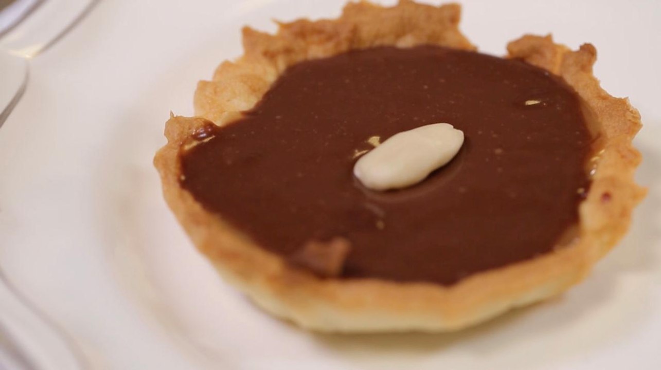 FEMME ACTUELLE - Le Goûter de Faustine : la recette de la tarte au chocolat caramel