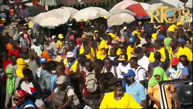 Plizyè òganizasyon baz manifeste nan divès ri kapital la pou denonse fenomèn ensekirite a.