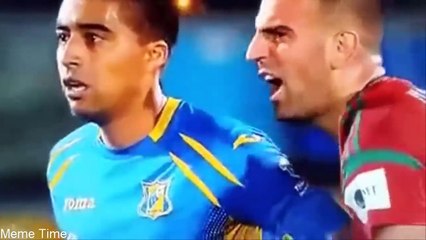 Try not to laugh, 100% impossible