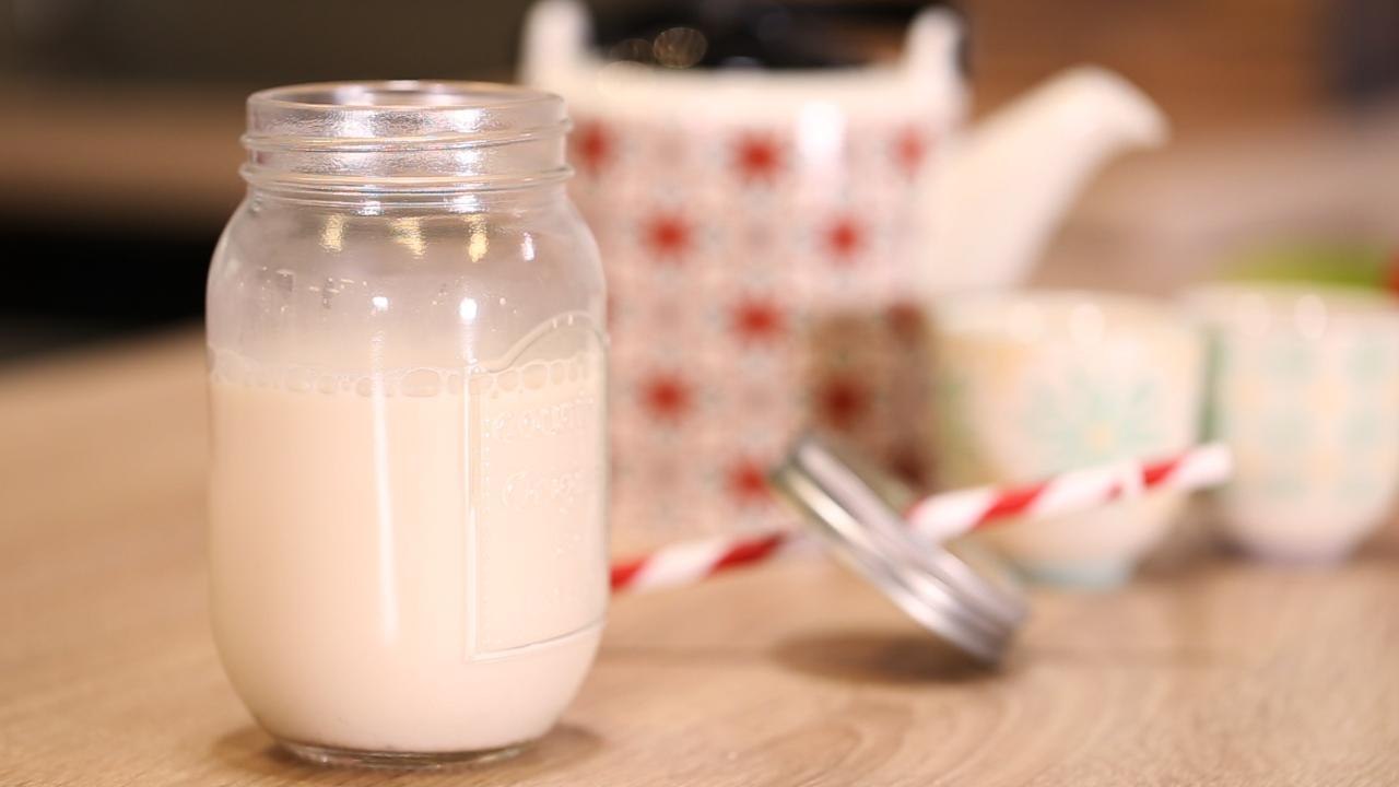 FEMME ACTUELLE - Naturopathie, les recettes crues: Lait d'Amande Maison