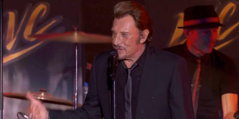 FEMME ACTUELLE - Johnny Hallyday annonce être atteint d'un cancer