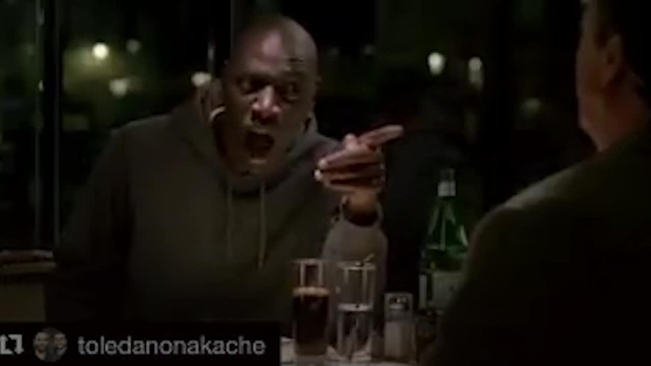 FEMME ACTUELLE - Intouchables : Omar Sy dévoile une scène hilarante, coupée au montage