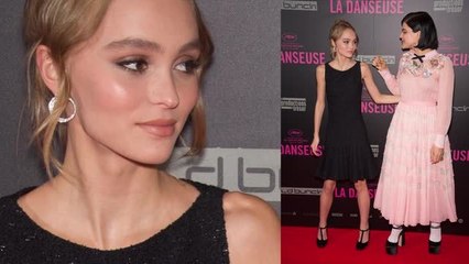 FEMME ACTUELLE - Lily-Rose Depp : ses plus beaux looks en vidéo