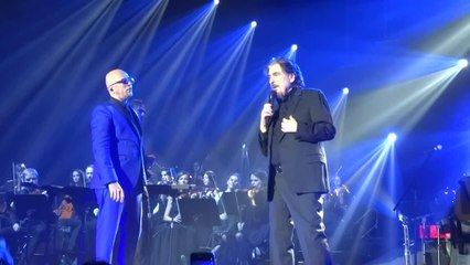 FEMME ACTUELLE - Pascal Obispo invite Serge Lama sur scène pour un duo émouvant