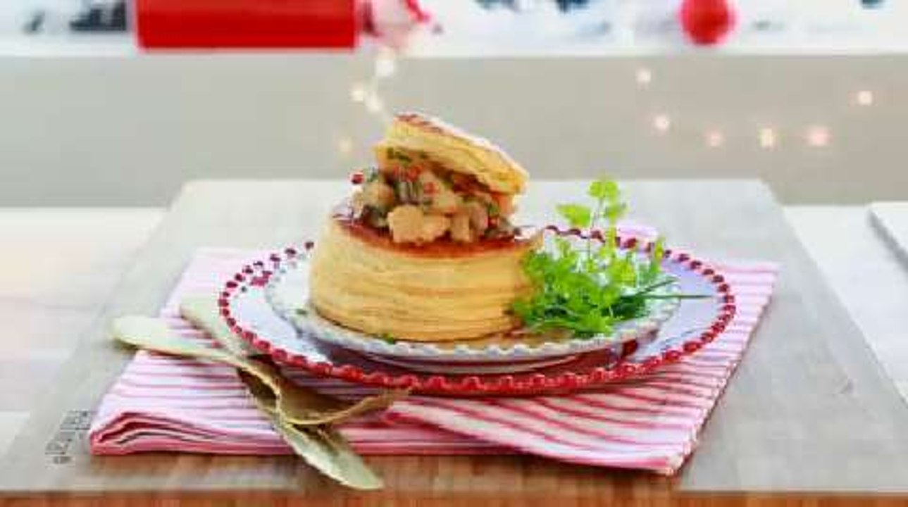 Les Vol-au-vent de saint-jacques aux cèpes, sauce coraillée, en vidéo