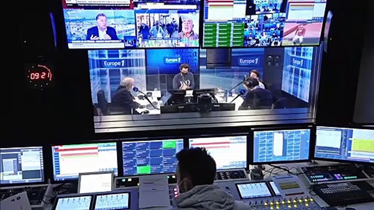 Guy Carlier raconte comment les farces qu'il faisait à Europe 1 ont lancé sa carrière