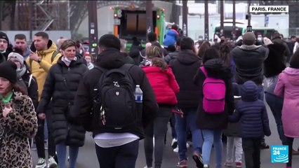 Covid-19 en France : 208 000 contaminations en 24 H