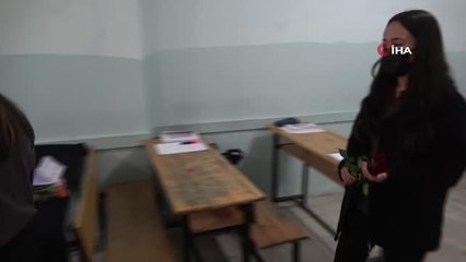 Nefise'siz ilk ders... Genç yaşta ölen kızın hayali öğretmen olmakmış