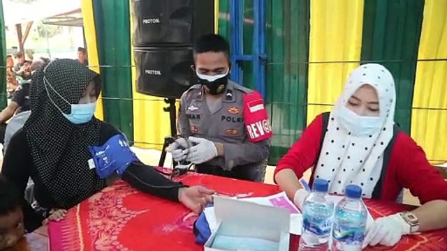 Polda Banten Kembali Gelar Vaksinasi Massal Serentak di Kecamatan Saketi