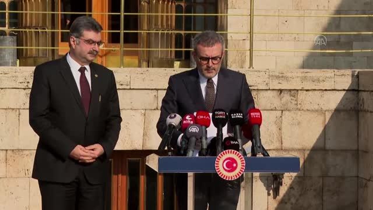 AK Parti Grup Başkanvekili Ünal - "(Öğretmenlik Meslek Kanunu) TBMM öğretmenlerimize karşı bu büyük sorumluğunu yerine getiriyor"