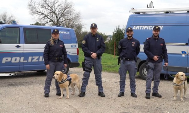 Botti di Capodanno, consigli della Polizia per festeggiare in sicurezza e tutelare gli amici animali (30.12.21)