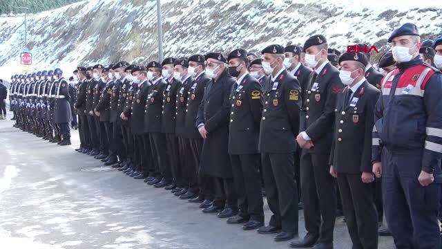 UZMAN JANDARMA ÇAVUŞ, SİLAHINDAN ÇIKAN KURŞUNLA HAYATINI KAYBETTİ