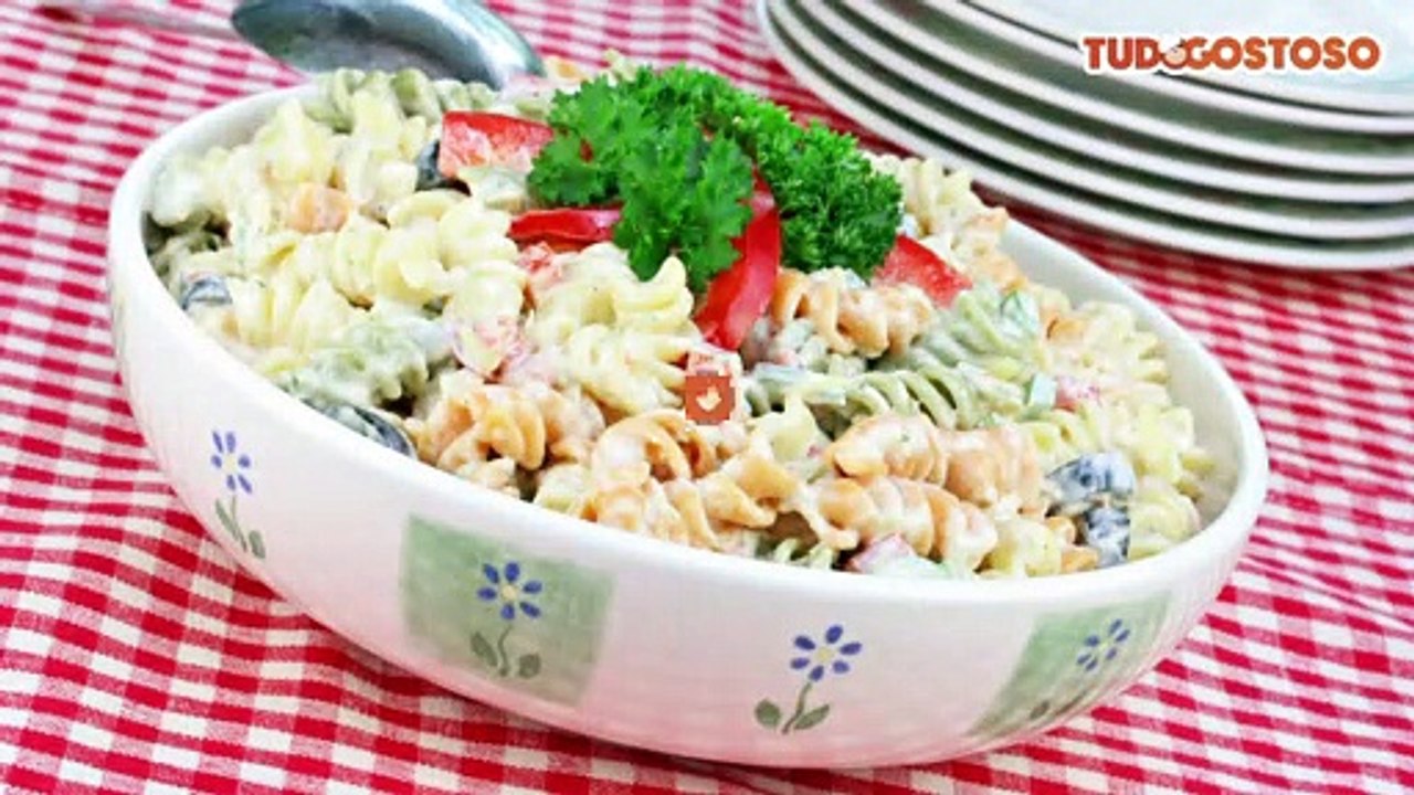Salada de macarrão com maionese simples