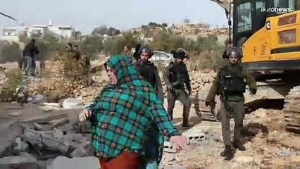 ¡Jalas! ¡Basta! El grito desesperado de una familia palestina ante la destrucción su casa por Israel