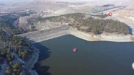 Kuraklık vurdu, 5 litrelik su 500 TL'den satışa çıktı