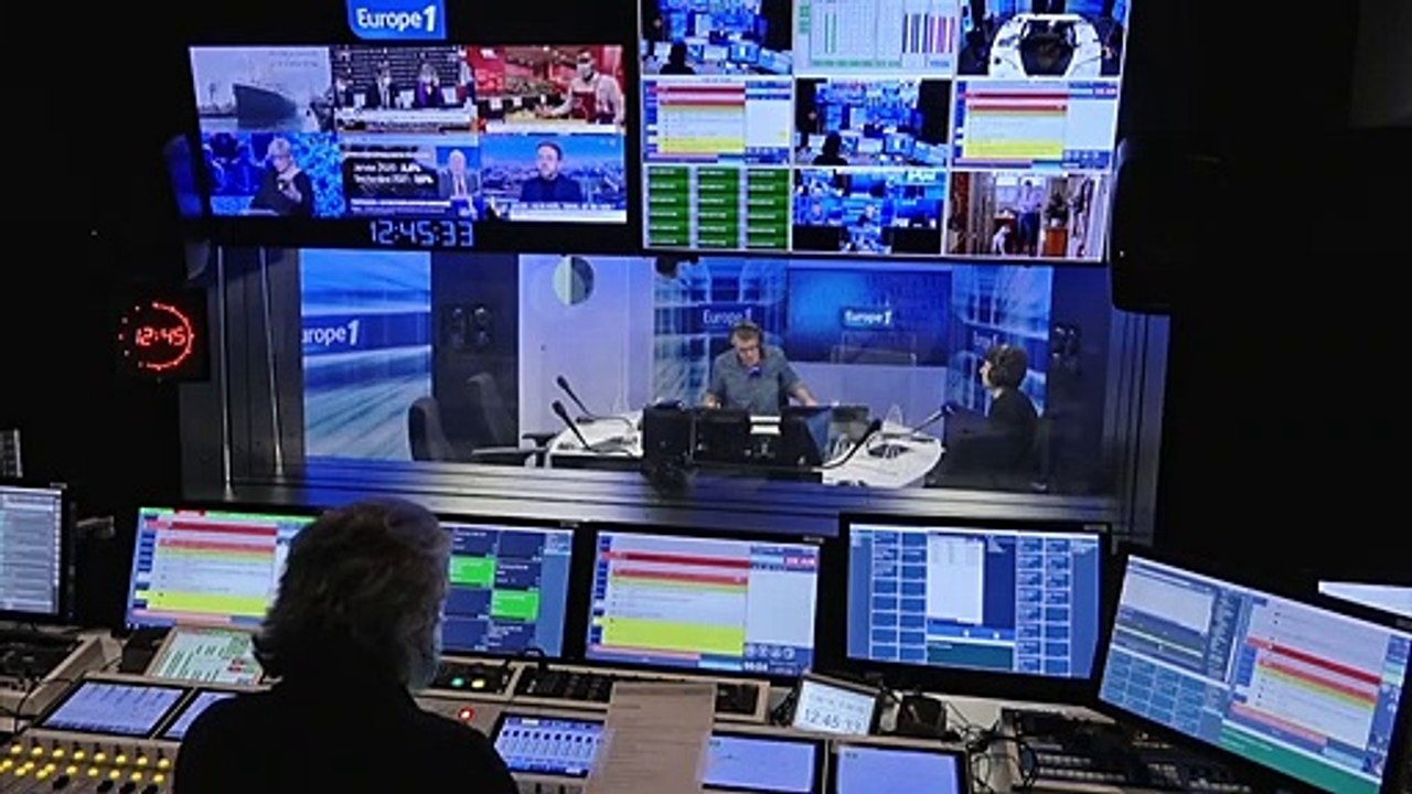 Agressions d'élus : comment Gérald Darmanin entend renforcer leur protection