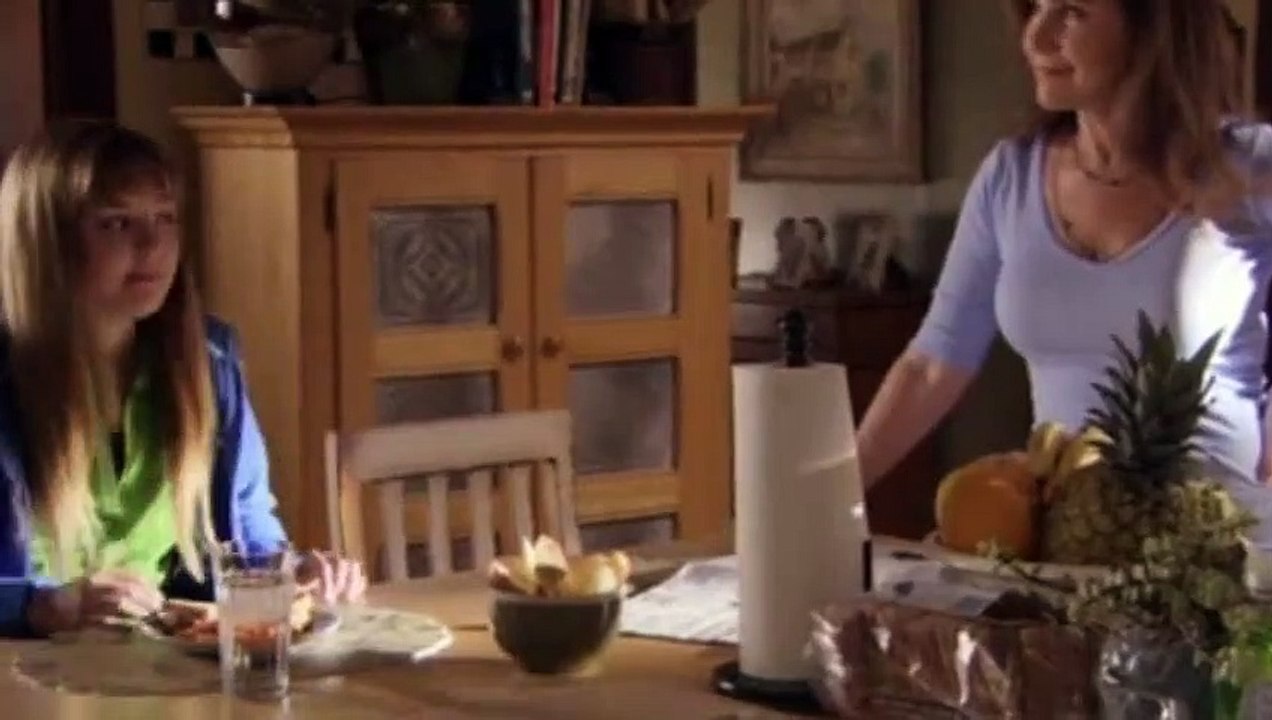 Make It Or Break It - S1 E4 - Sunday, Bloody Sasha, Sunday