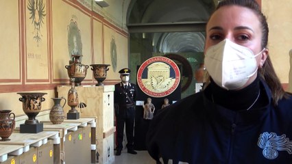 Video herunterladen: Dagli Usa a Roma, recuperati 200 reperti archeologici trafugati: 