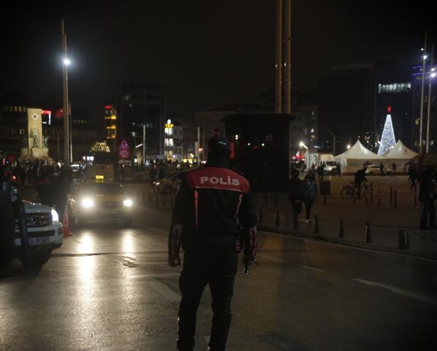 İSTANBUL'DA YILBAŞI ÖNCESİ ASAYİŞ DENETİMİ