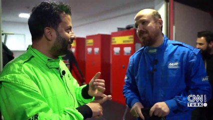 Karting pistinde adrenalin dolu anlar