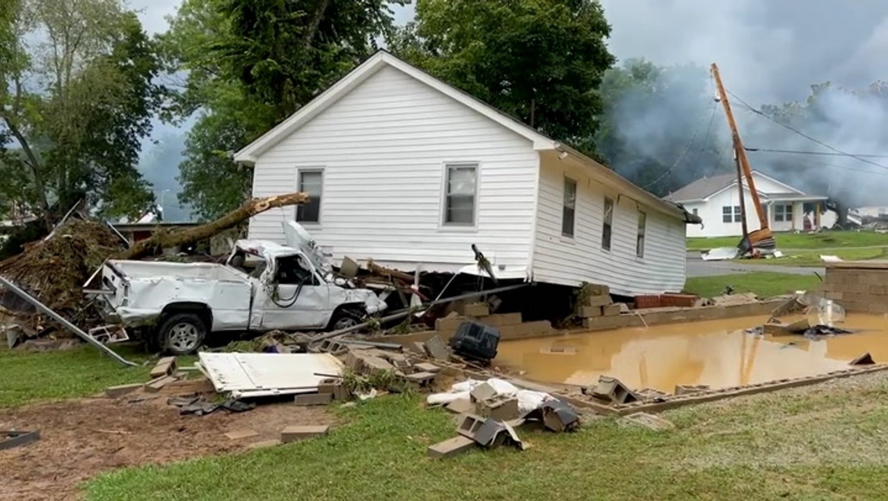 A year of extremes: Historic flooding impacts c...