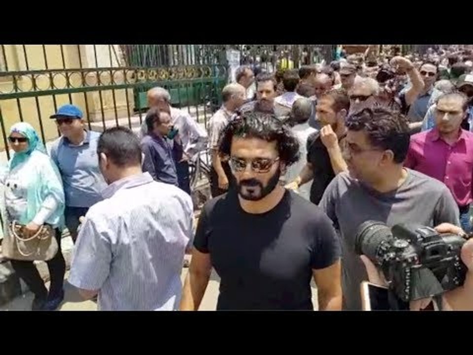 دلال عبدالعزيز وميرفت أمين وخالد النبوي يتقدمون...